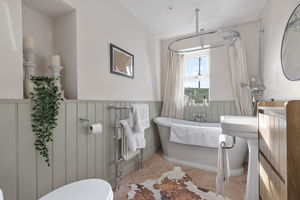 Photo 27- click for photo gallery